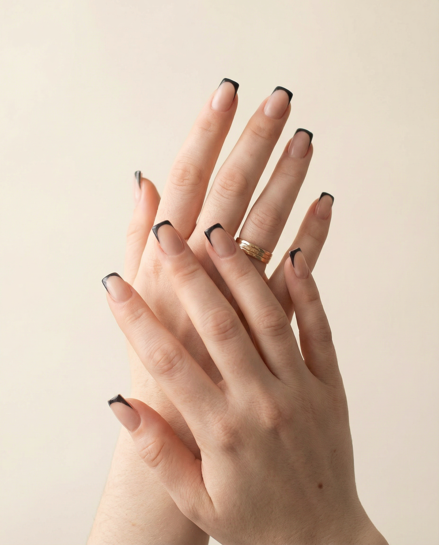 Black french manikyr av Alesya