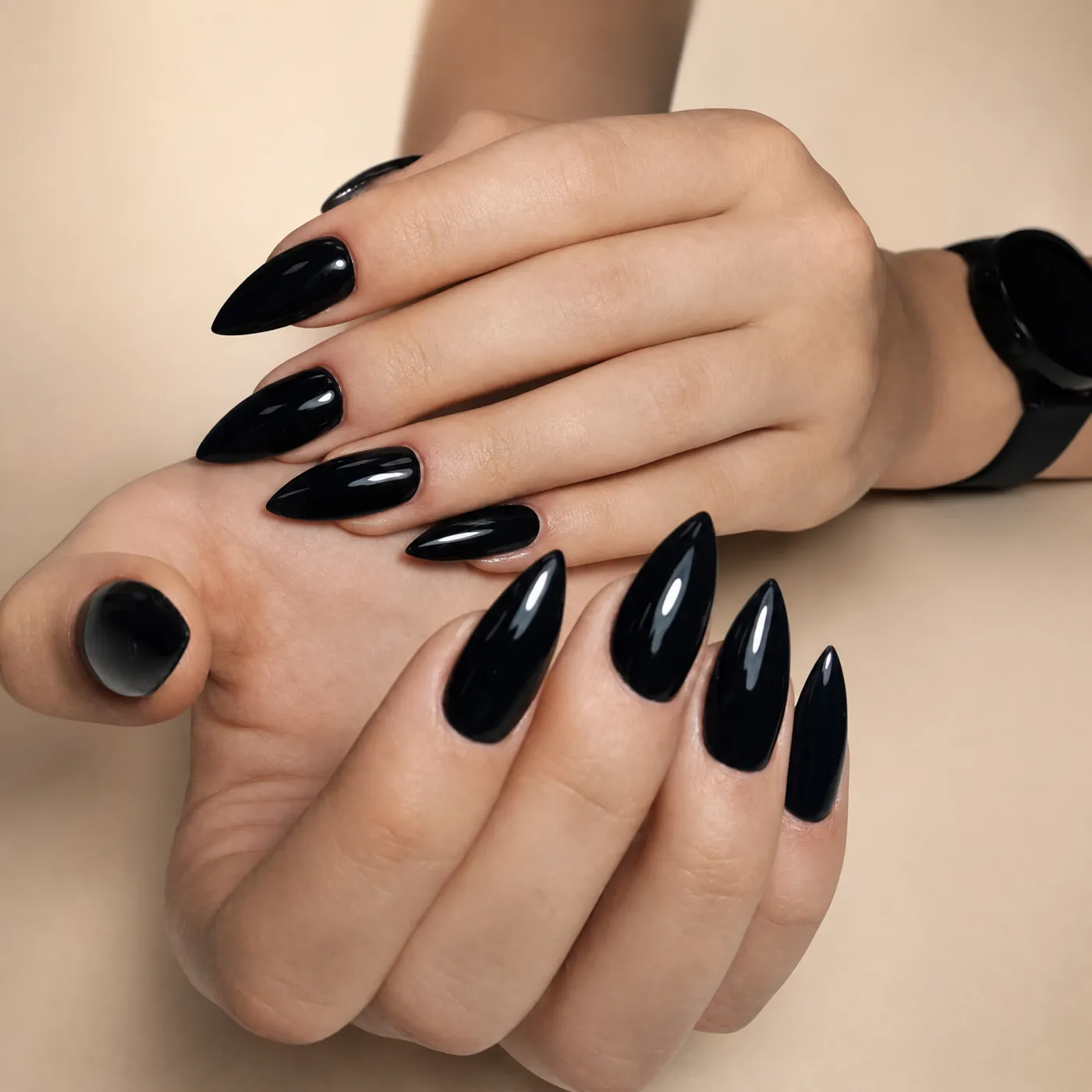 Black french manikyr av Maria